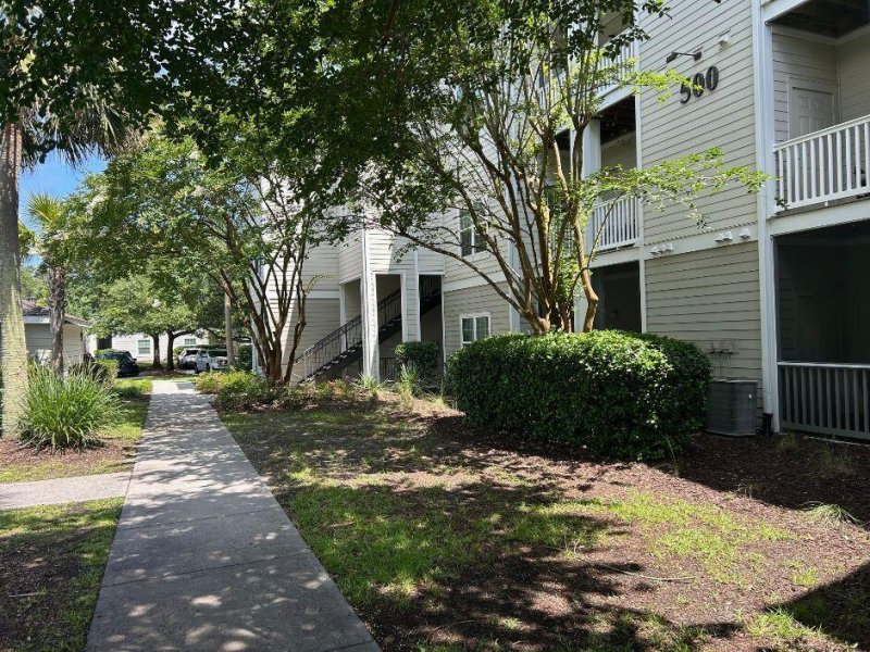 Property image 2 at 1300 Park West Boulevard 519, Mount Pleasant, SC 29466