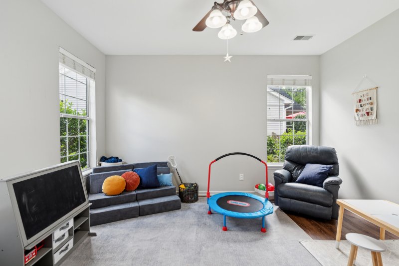 Property image 5 of 1425 Endicot Way in Park West, Mount Pleasant, SC 29466