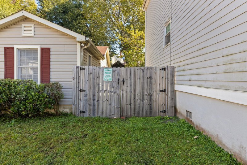 Property image 4 of 20 22 Larnes Street in Westside, Charleston, SC 29403