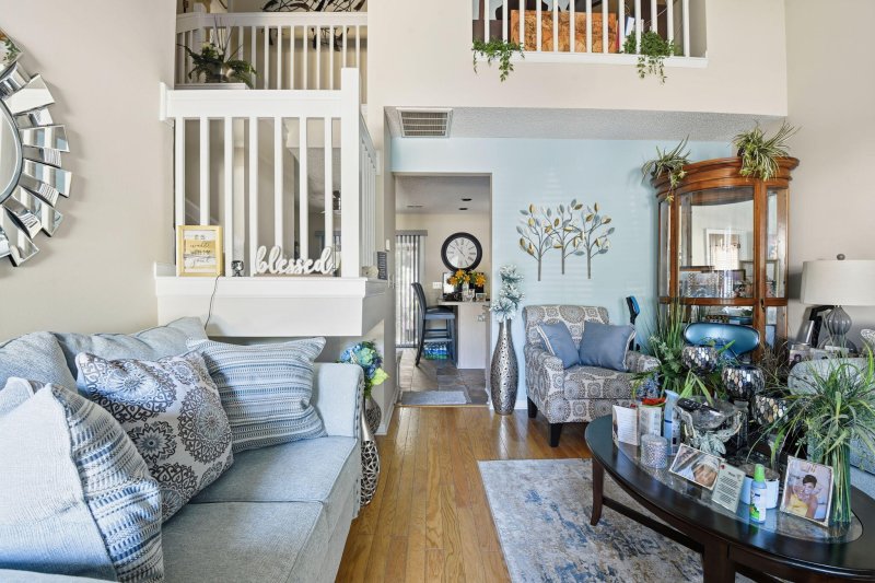 Property image 5 of 701 Pine Bluff Drive in Summer Wood, Summerville, SC 29483