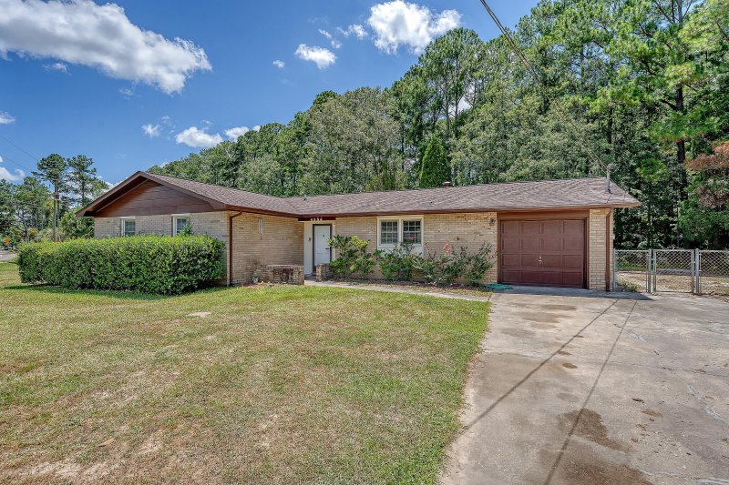 Property image 4 at 4936 Foxwood Drive, North Charleston, SC 29418