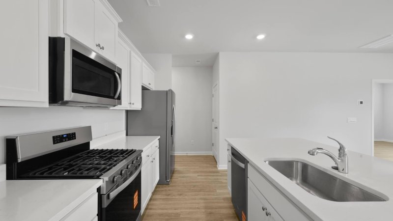 Property image 3 of 409 Mistflower Lane in Carolina Groves, Moncks Corner, SC 29461