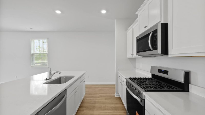 Property image 5 of 409 Mistflower Lane in Carolina Groves, Moncks Corner, SC 29461