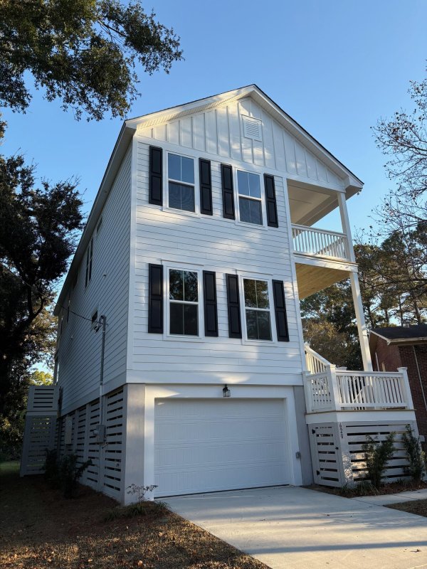 Property image 2 of 620 N Shore Drive in Lawton Bluff, Charleston, SC 29412