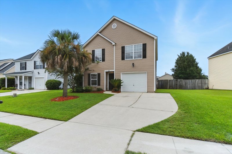 Property image 2 of 82 Blue Jasmine Lane in Scotts Mill, Summerville, SC 29483
