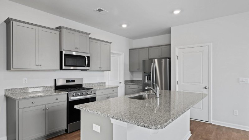 Property image 4 of 452 Tulip Poplar Drive in Carolina Groves, Moncks Corner, SC 29461