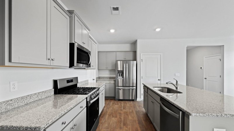 Property image 5 of 452 Tulip Poplar Drive in Carolina Groves, Moncks Corner, SC 29461