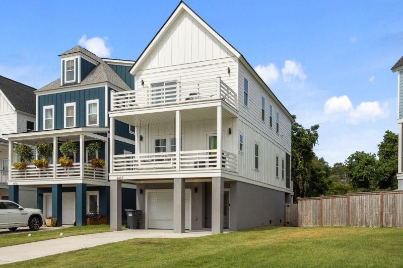 Property image 2 of 4457 Oakwood Avenue in Park Circle, North Charleston, SC 29405