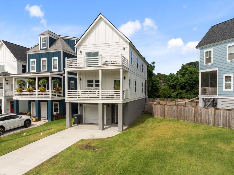 Property image 3 of 4457 Oakwood Avenue in Park Circle, North Charleston, SC 29405