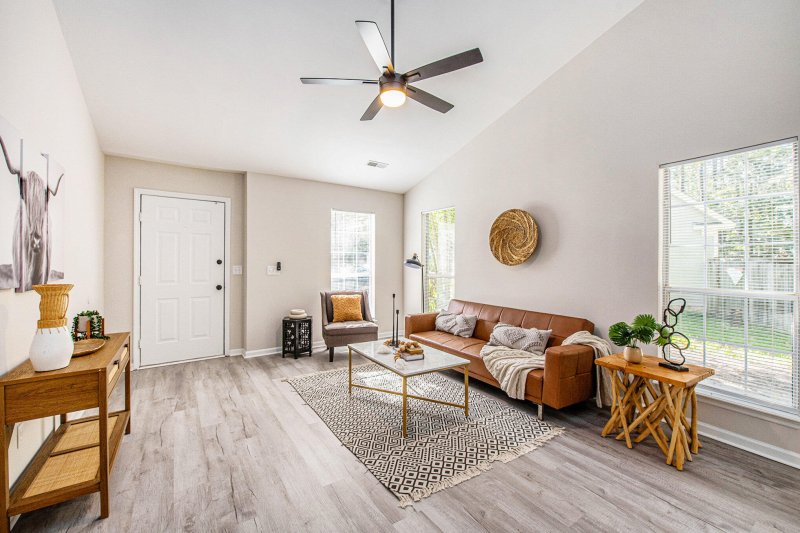 Property image 4 of 106 Candover Court in Summerville Place, Summerville, SC 29485