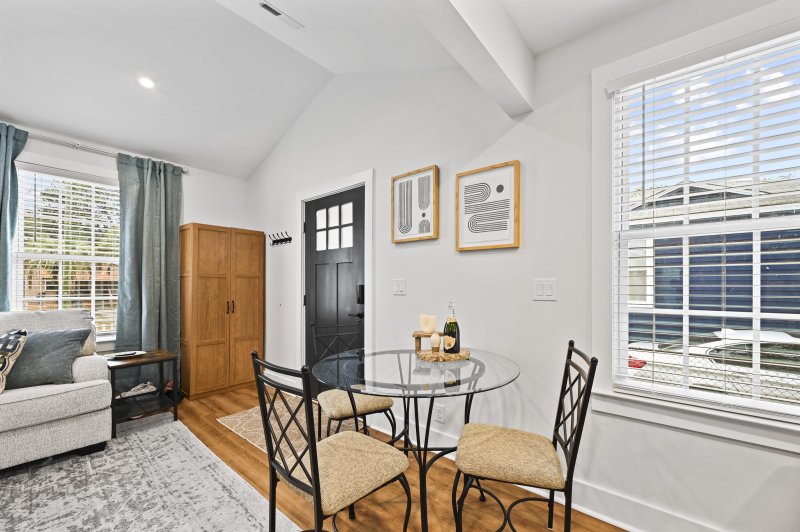 Property image 3 of 2215 Cambridge Avenue in Dorchester Terrace, North Charleston, SC 29405