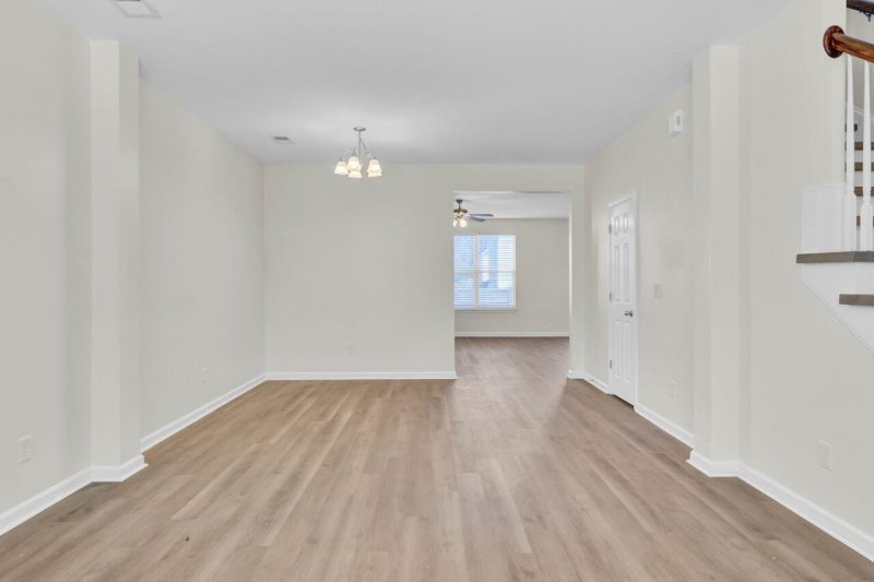 Property image 4 of 1705 Diving Duck Lane in Drakesborough, Summerville, SC 29483