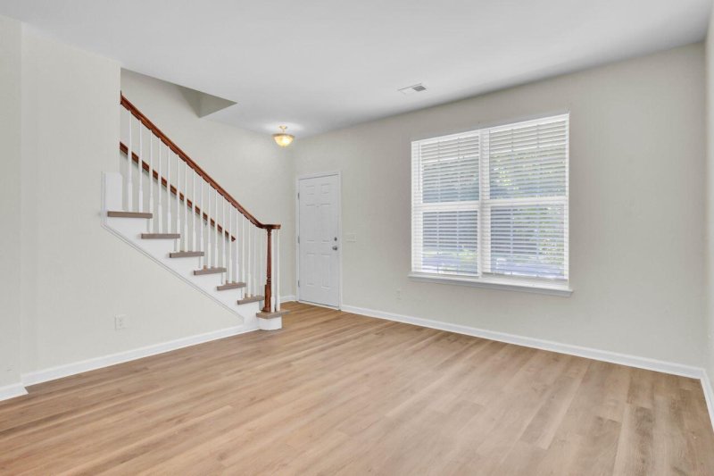 Property image 5 of 1705 Diving Duck Lane in Drakesborough, Summerville, SC 29483