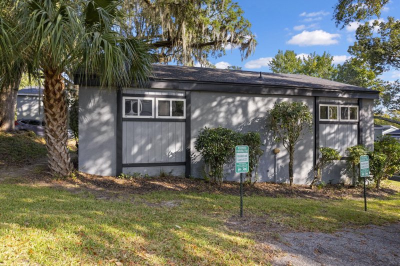 Property image 4 of 221 Otranto Club Regime Circle in Otranto, Hanahan, SC 29410