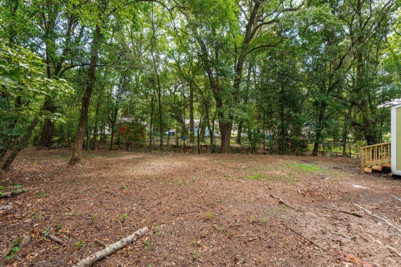 Property image 3 of 2885 Charlene Drive in Waylyn, North Charleston, SC 29405