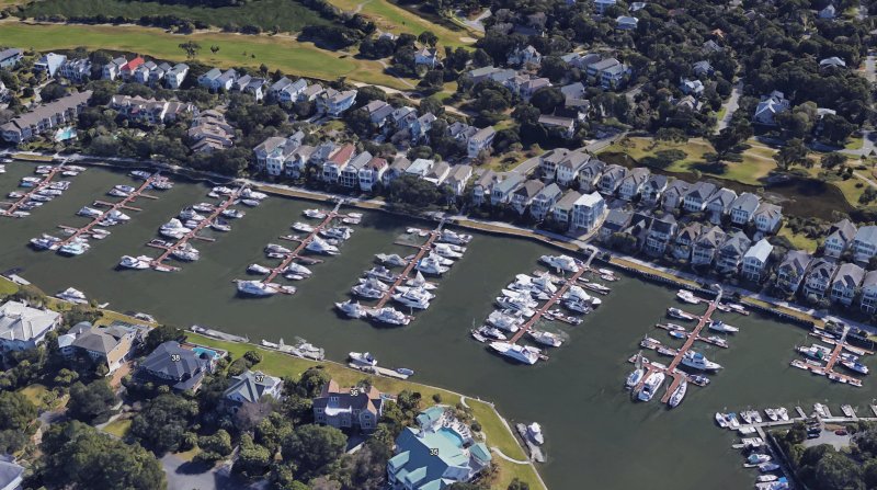 Property image 2 of 40 41st Avenue 14 in Wild Dunes Yacht Harbor, Isle of Palms, SC 29451