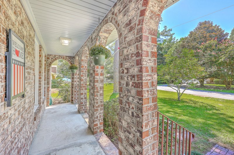 Property image 5 of 129 Sycamore Drive in Twin Oaks, Summerville, SC 29485