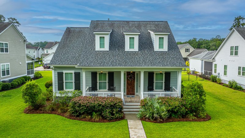 Property image 2 of 3984 Berberis Lane in Poplar Grove, Ravenel, SC 29470