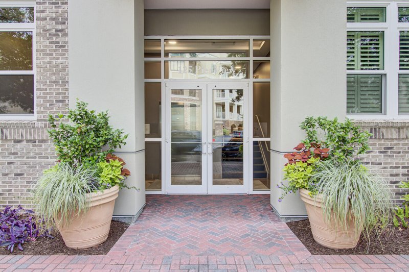 125 Pier View Street 209