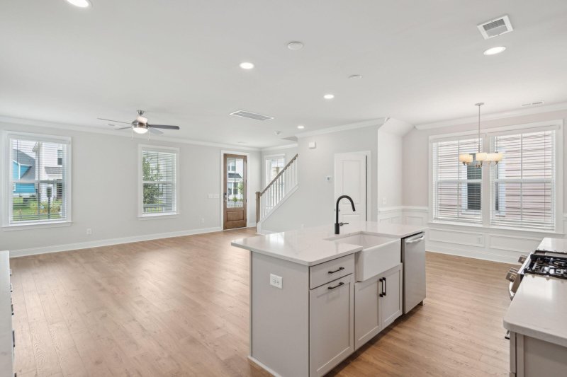 Property image 5 of 703 Minton Road in Central Park, Charleston, SC 29412