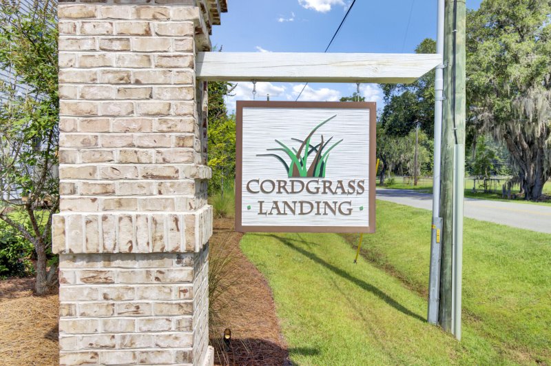 Property image 2 of 1005 Saltwater Circle in Cordgrass Landing, Johns Island, SC 29455