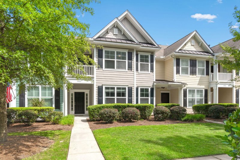 2064 Promenade Court