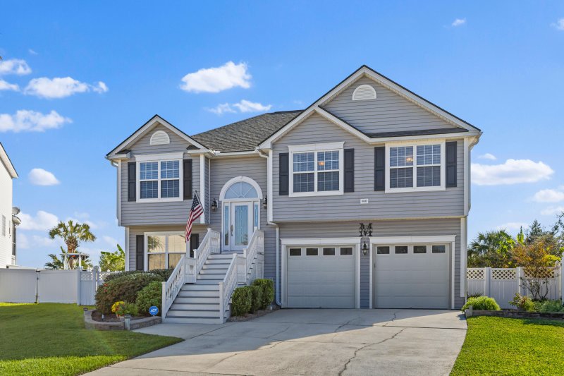 Property image 2 of 960 Clearspring Drive in Ocean Neighbors, Charleston, SC 29412