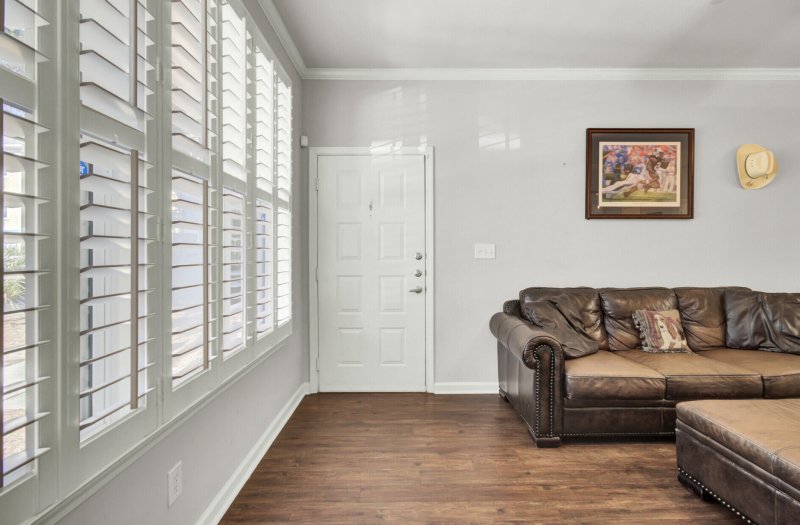 Property image 5 of 300 Bucksley Lane 104 in Daniel Island, Charleston, SC 29492