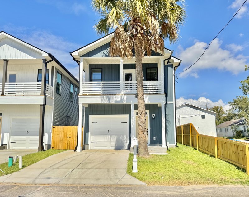 Property image 3 of 2028 Echo Avenue in Union Heights, North Charleston, SC 29405