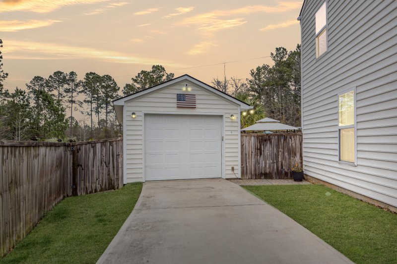 Property image 3 at 102 Endicott Court, Summerville, SC 29486