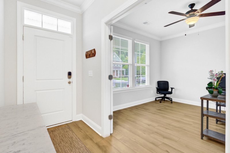 Property image 5 of 608 S Pointe Boulevard in South Pointe Estates, Summerville, SC 29483