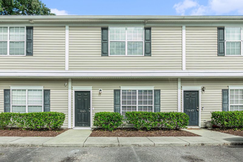 Oakbrook Park, Ladson Community