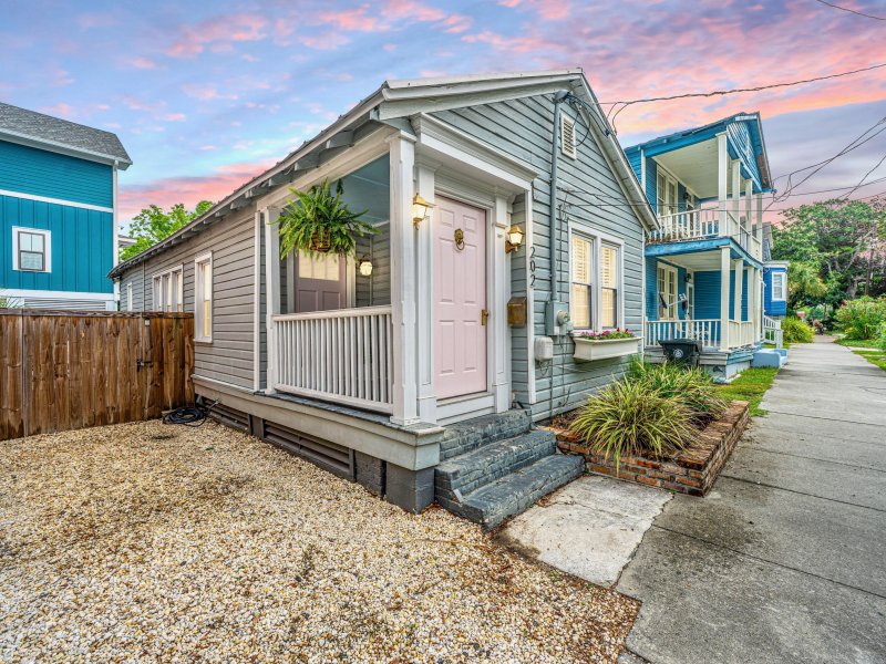 202 Fishburne Street