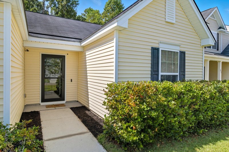 Property image 2 of 1036 Whitlow Boulevard in Myers Mill, Summerville, SC 29483