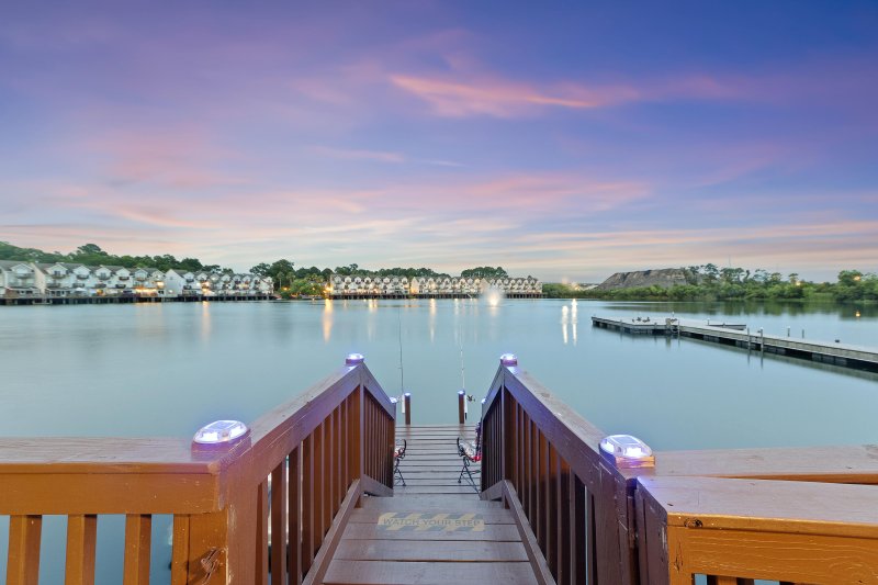 Lake Palmetto, North Charleston Community