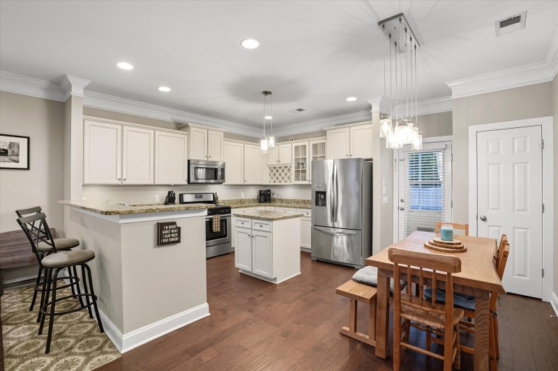 Property image 3 of 632 Goodlet Circle in Seaside Plantation, Charleston, SC 29412