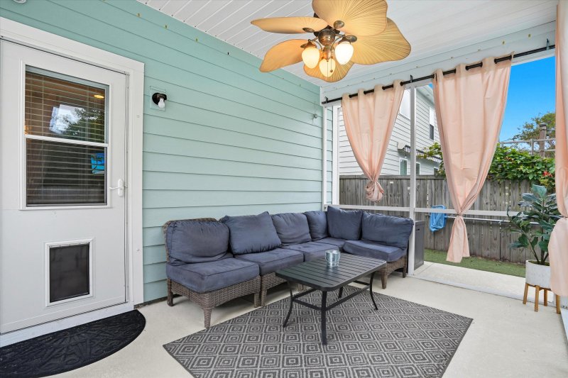 Property image 5 of 632 Goodlet Circle in Seaside Plantation, Charleston, SC 29412