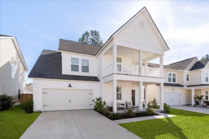 Property image 2 at 110 Upper Trestles Avenue, Summerville, SC 29483