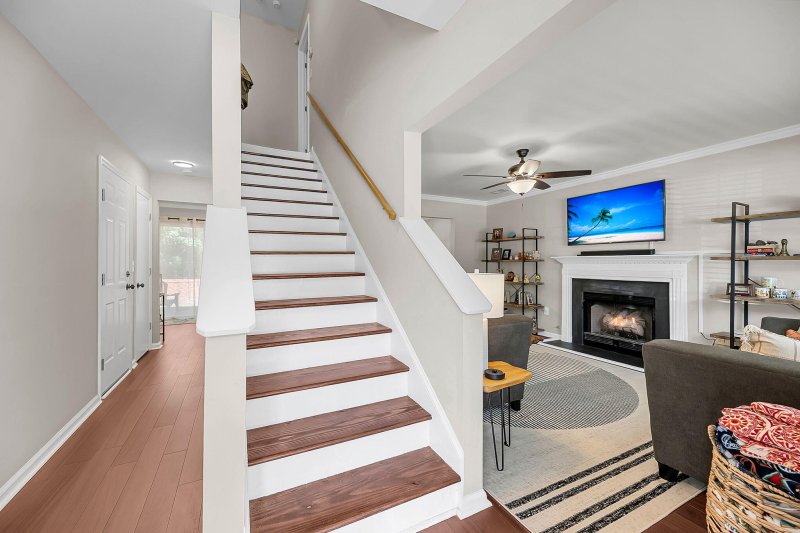 Property image 5 of 189 Droos Way in Shadowmoss, Charleston, SC 29414
