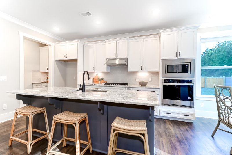 Property image 3 at 1086 Magnolia Warbler Way 11, Ravenel, SC 29470