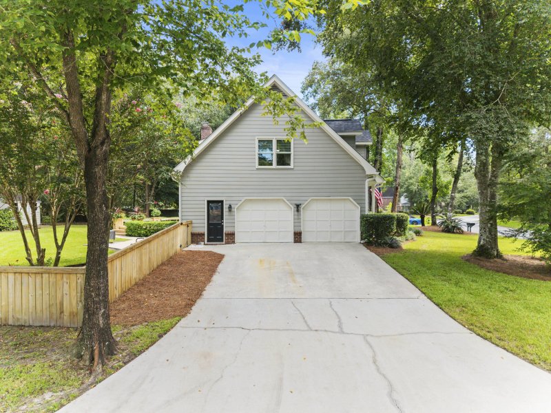 Property image 5 of 124 Brandywine Drive in Ashborough East, Summerville, SC 29485