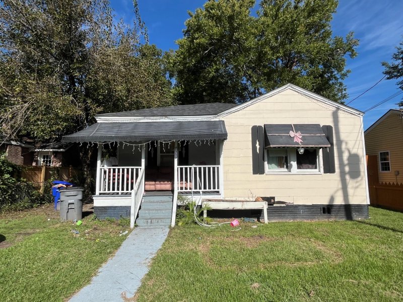 Property image 3 of 2959 Alabama Drive in Waylyn, North Charleston, SC 29405