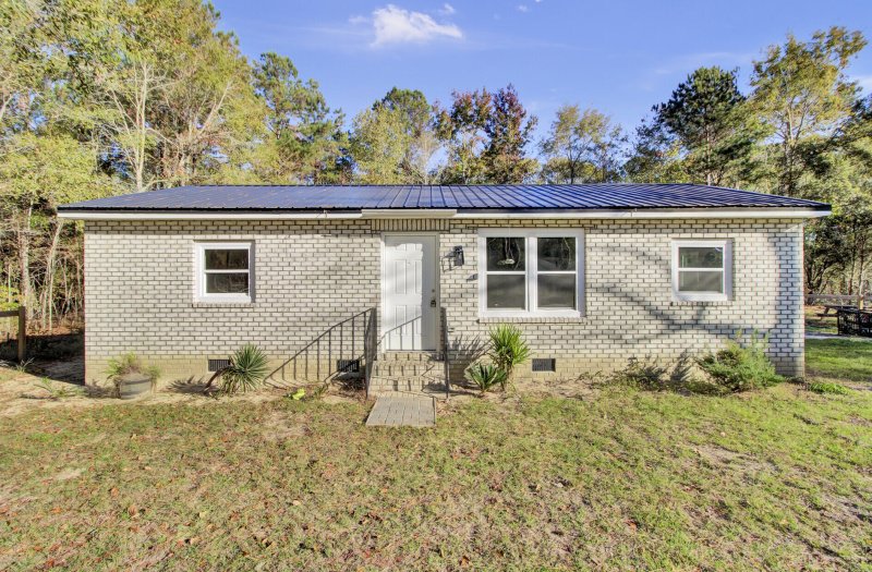 1243 Pineville Circle