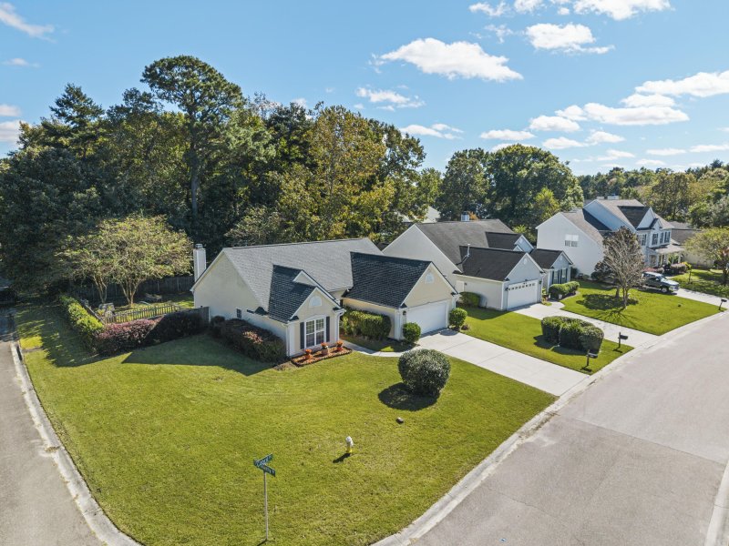 Property image 2 of 326 Cabrill Drive in Grand Oaks Plantation, Charleston, SC 29414