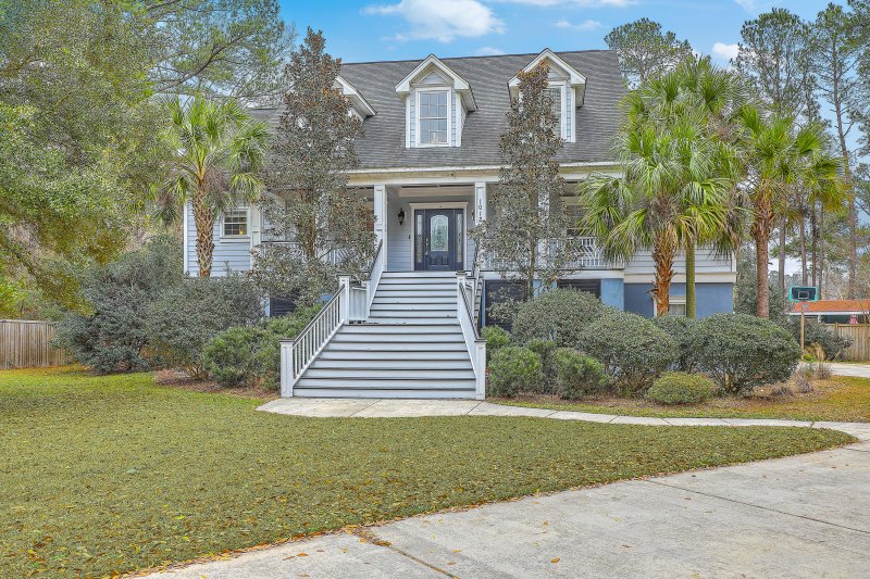 The Summit, Summerville Community