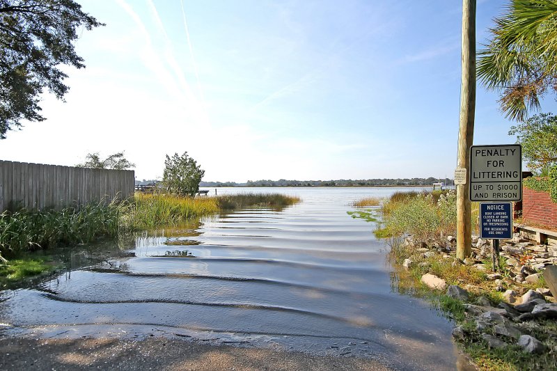 Property image 3 at 4832 Holbird Drive, North Charleston, SC 29405
