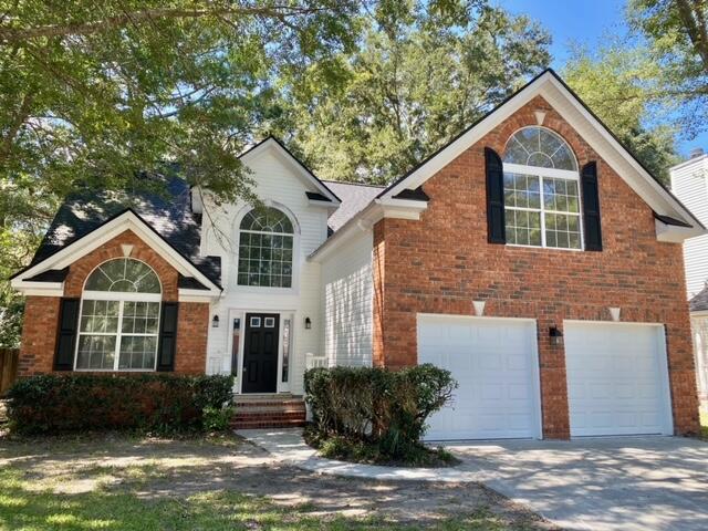 623 Majestic Oaks Drive