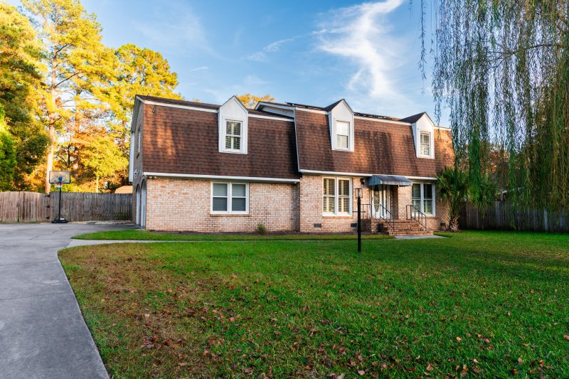 Property image 2 of 54 S Basilica Avenue in Otranto, Hanahan, SC 29410