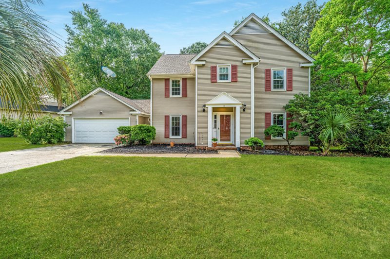 Property image 2 at 113 Essex Drive, Summerville, SC 29485