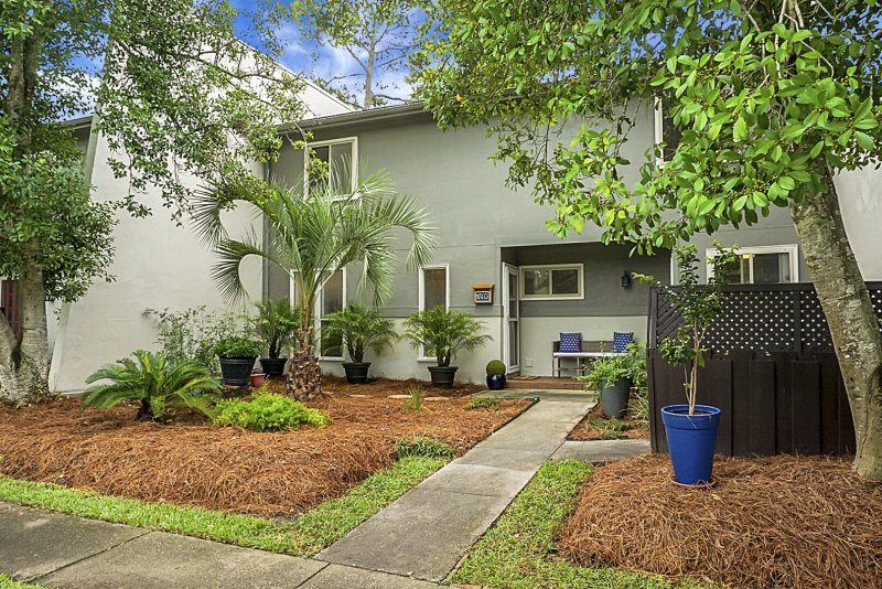 Property image 2 of 1603 Ventura Place in Snee Farm, Mount Pleasant, SC 29464